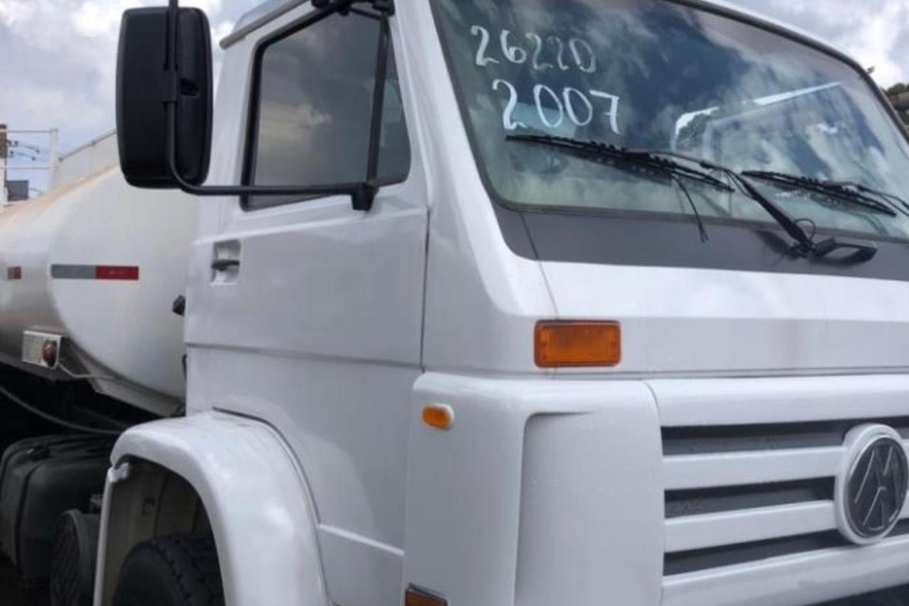 Volkswagen 26-260 E Constel. 6x4 - 22/22 4
