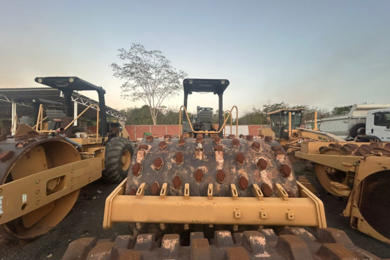 Caterpillar CS56 - 09/09 3