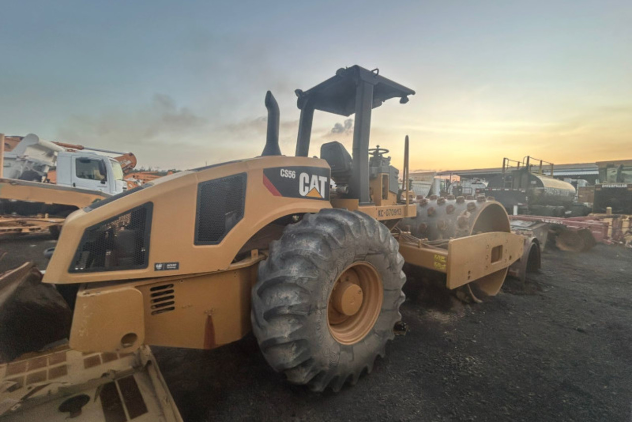 Caterpillar CS56 - 09/09 4
