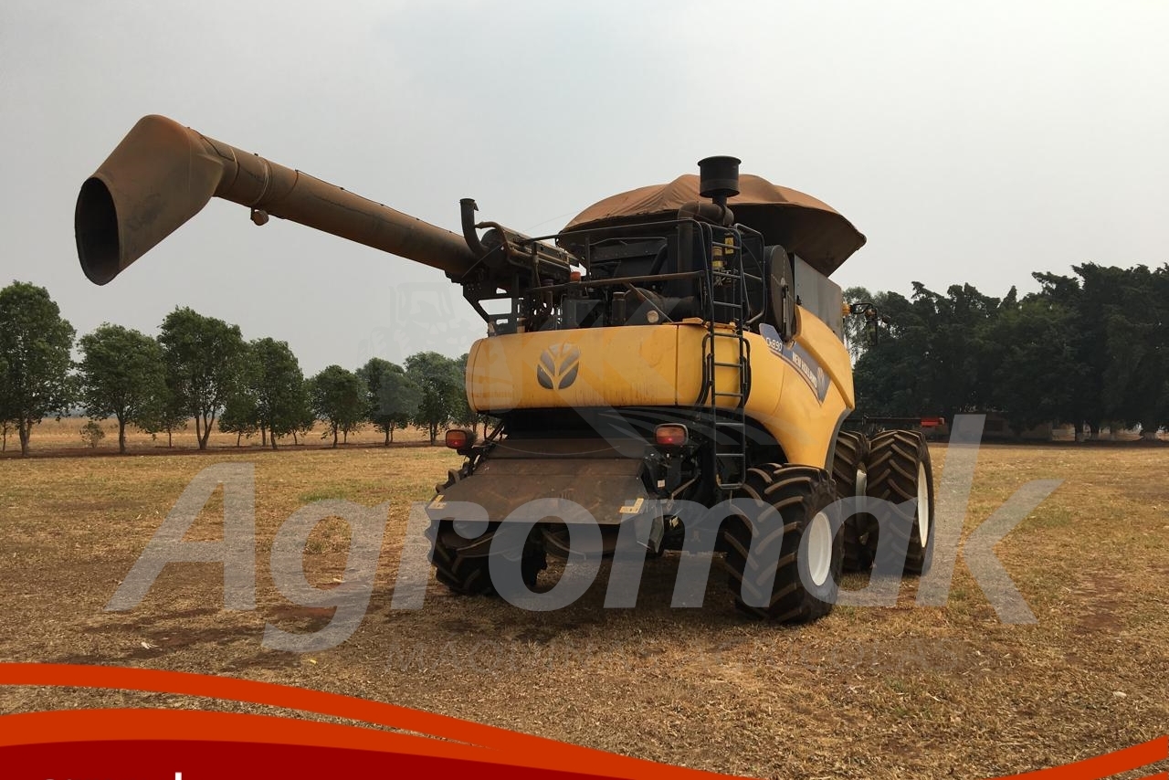 New Holland CR8.90 - 21/21 5