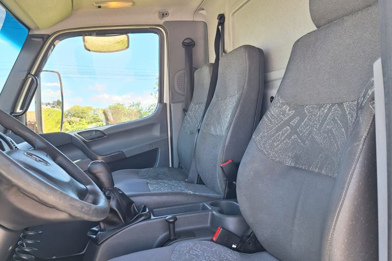 Mercedes Benz Accelo 815 - 16/16 4