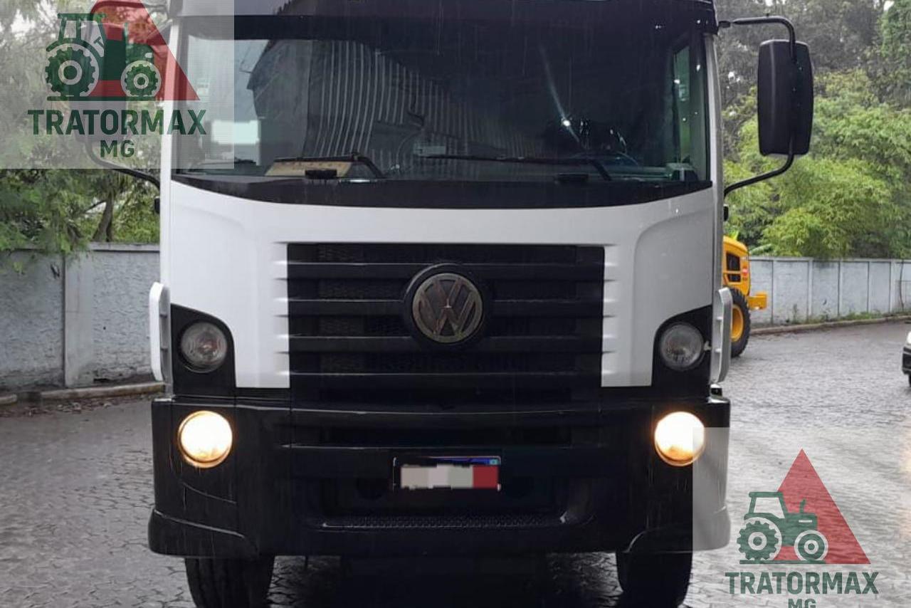 Volkswagen 31-330 E Constellation 6x4 - 22/22 10