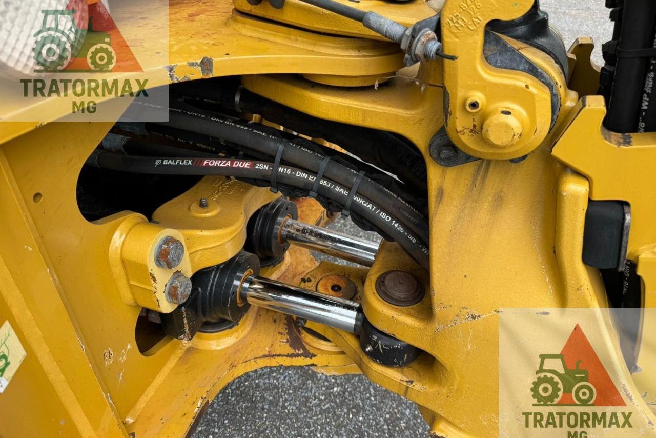 Caterpillar 416F2 - 18/18 7