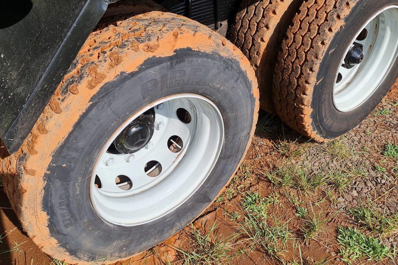 Mercedes Benz MB 2013 - 81/81 11