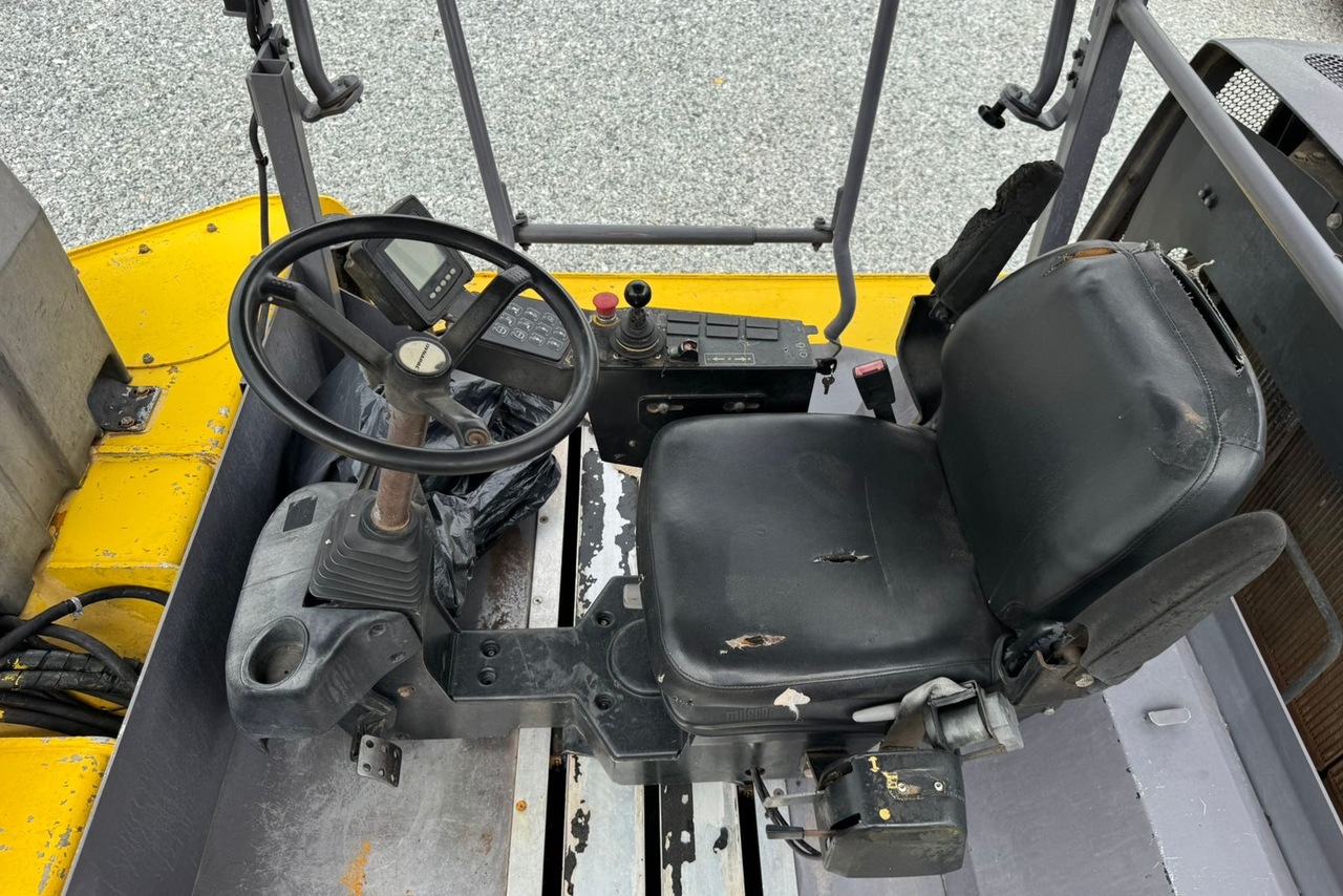 Dynapac CP2700 -  3