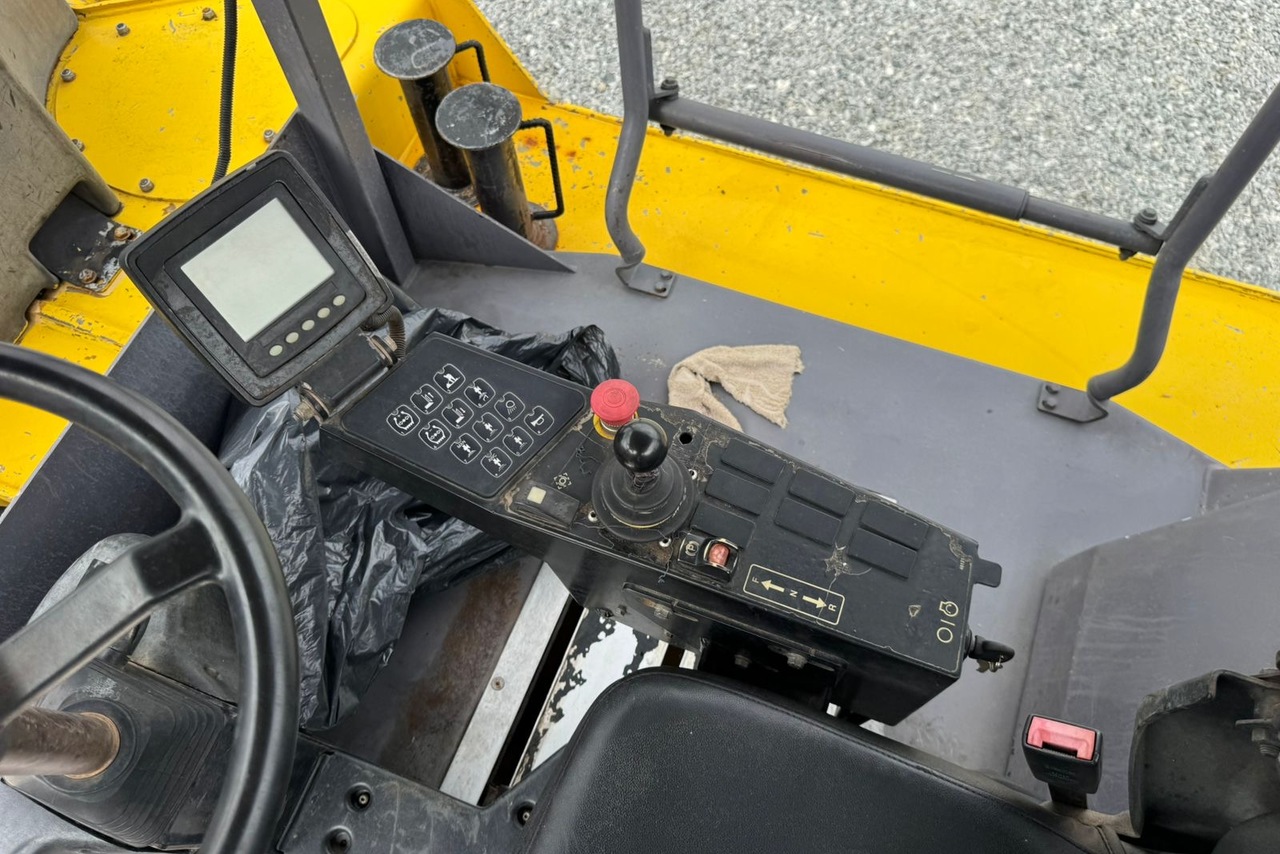 Dynapac CP2700 -  4