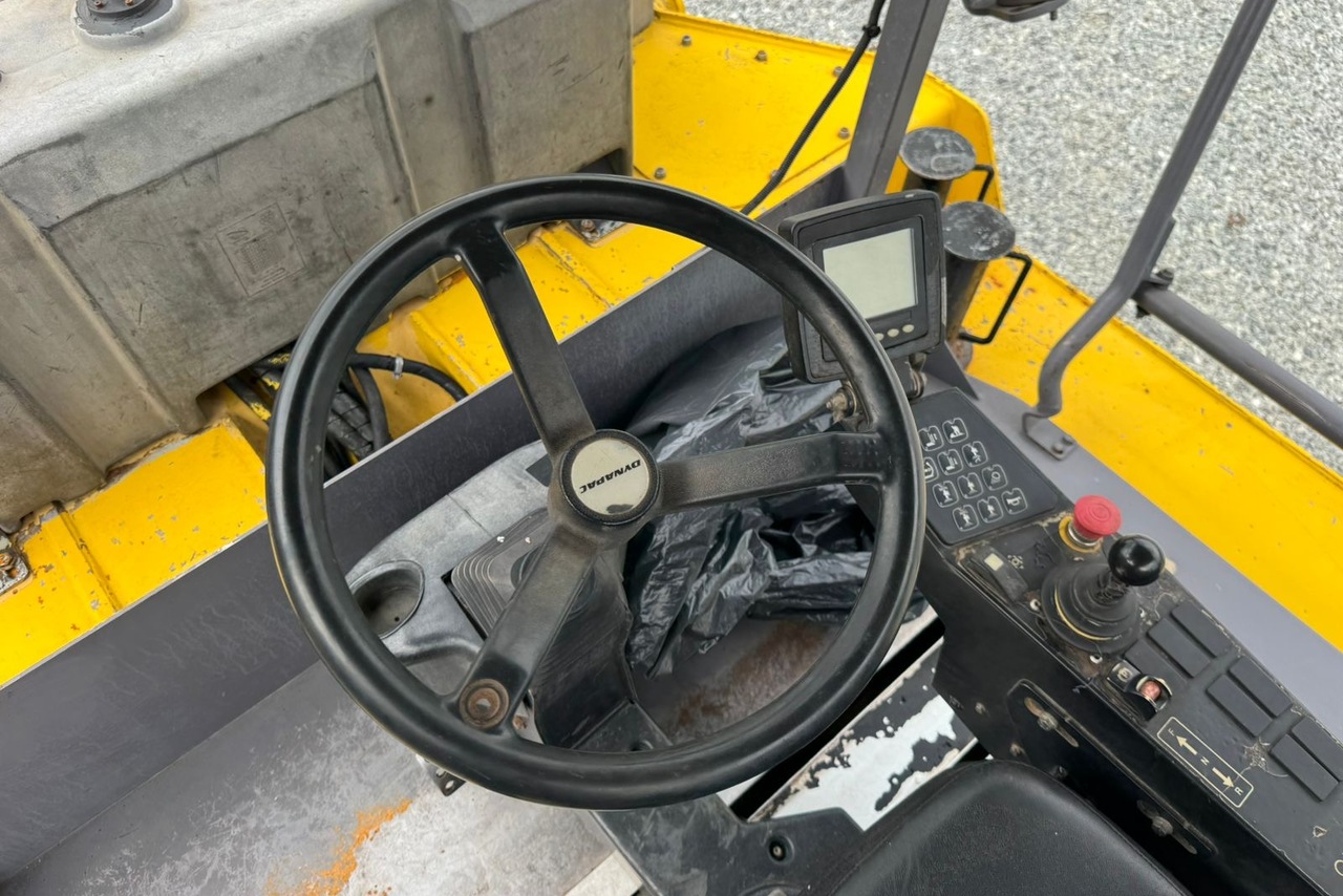 Dynapac CP2700 -  8