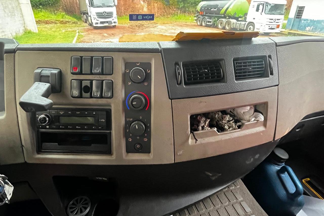 Volvo VM 270 - 18/18 5