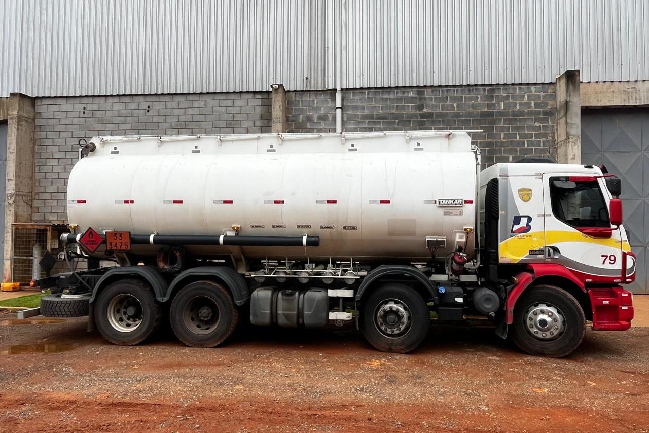 Volvo VM 270 - 18/18 8