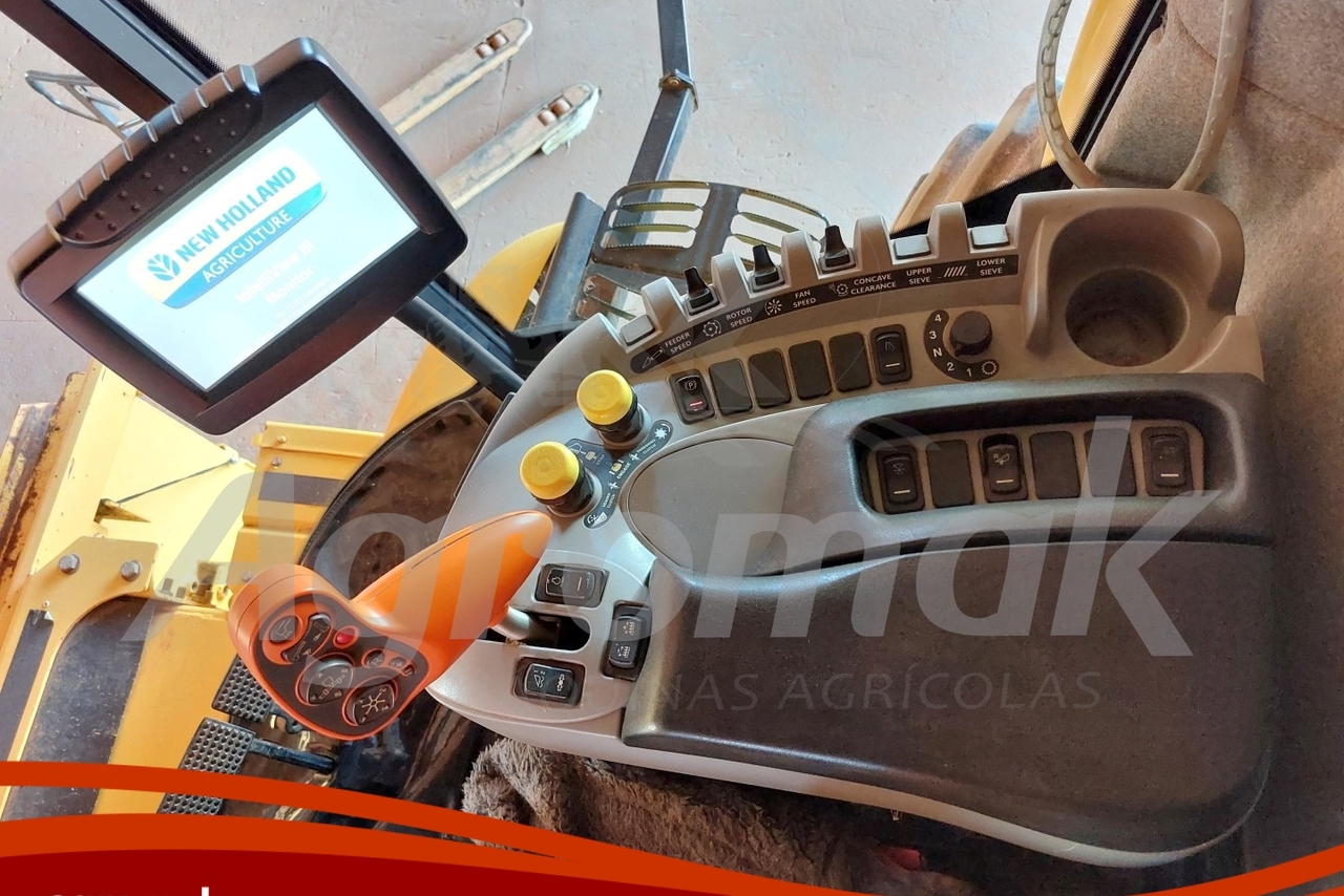 New Holland CR 6080 - 13/13 8
