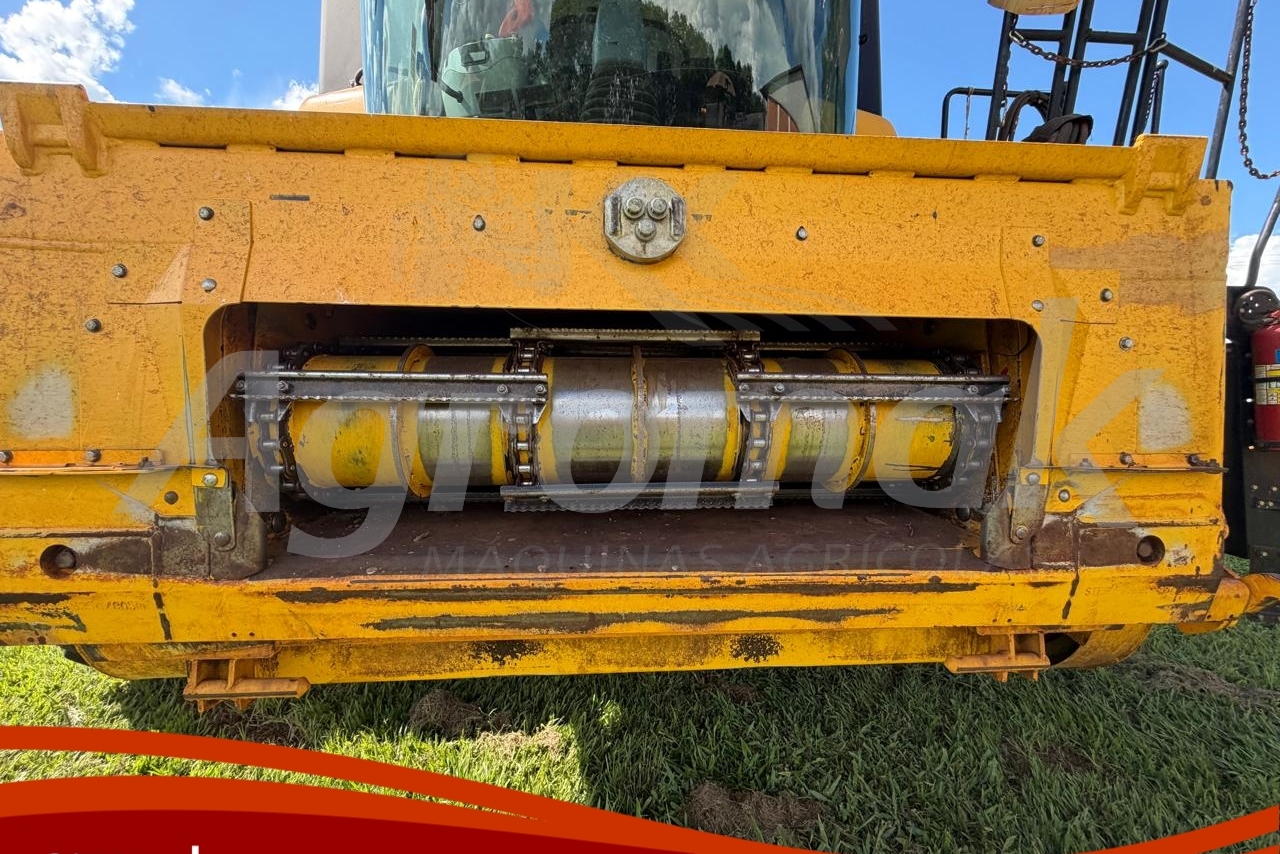 New Holland CR8.90 - 21/21 10