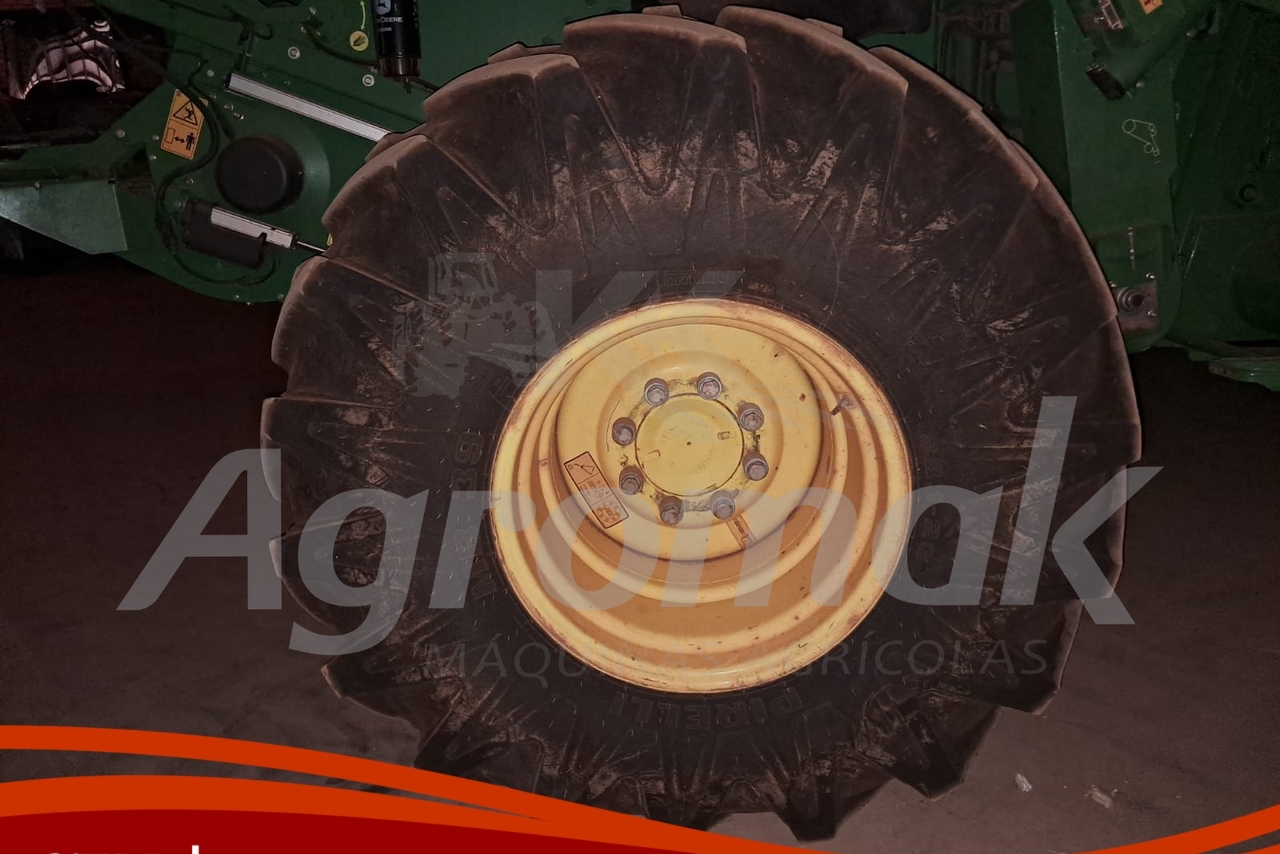John Deere  S780 - 22/22 6