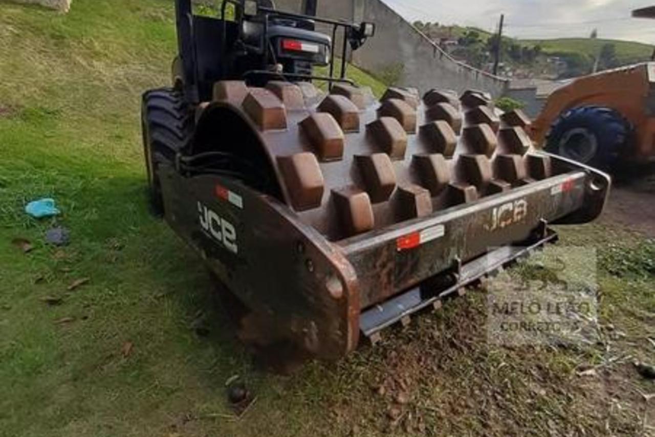 JCB VM115D - 10/10 13
