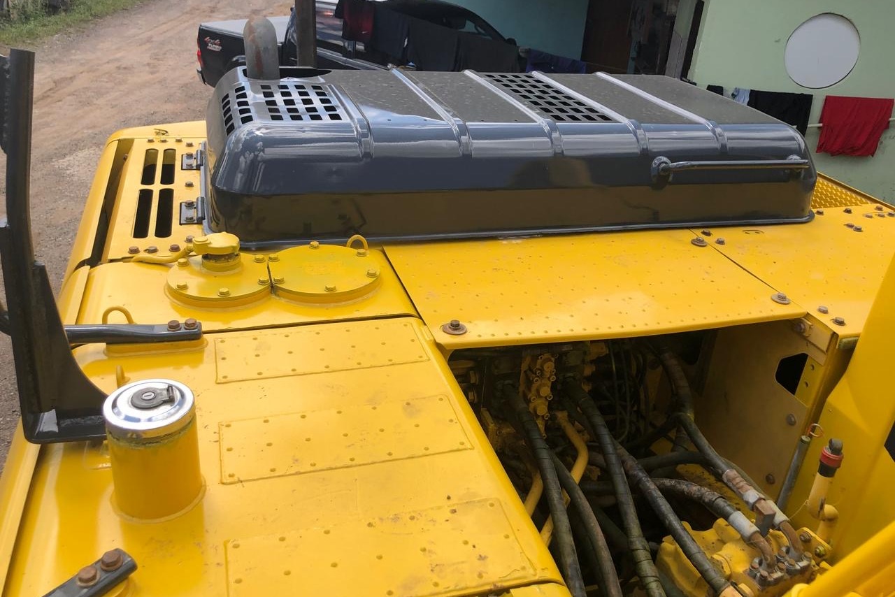 Komatsu PC200 - 10/10 2