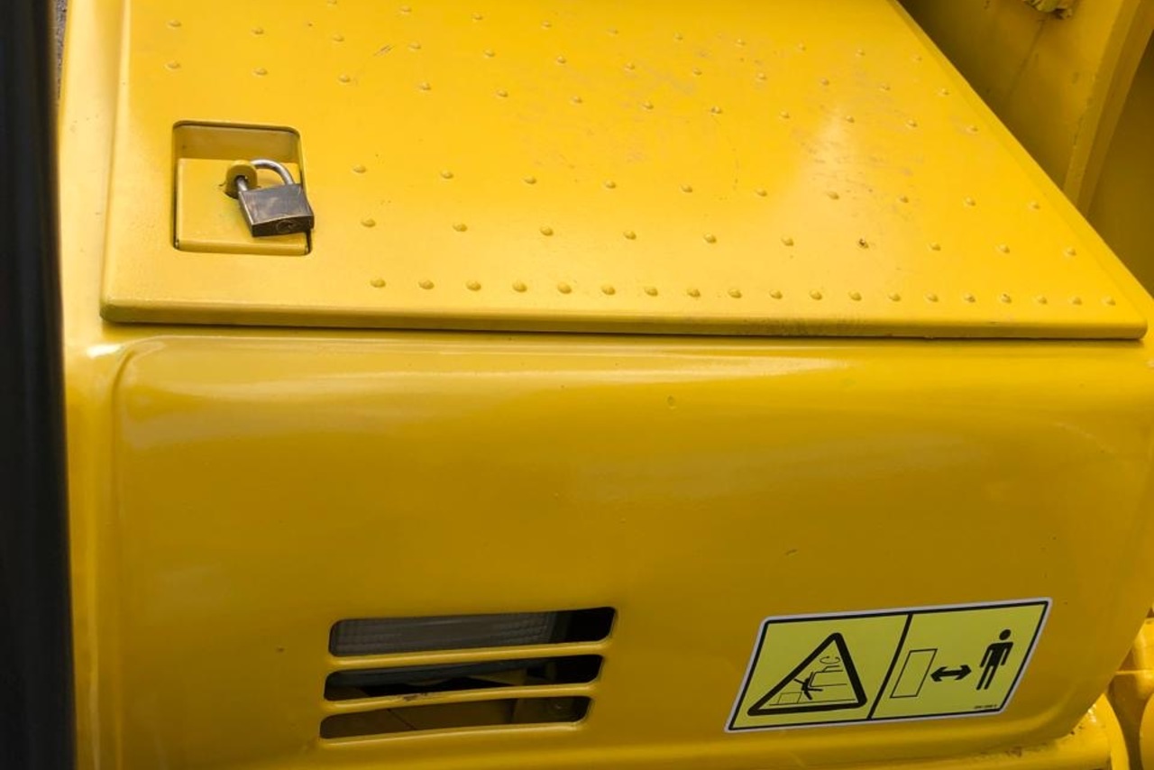 Komatsu PC200 - 10/10 3