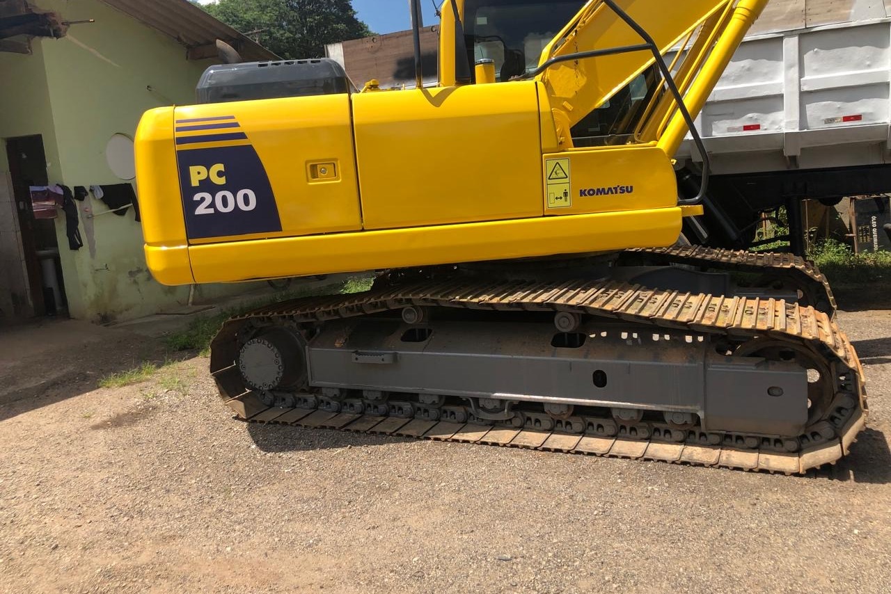 Komatsu PC200 - 10/10 5