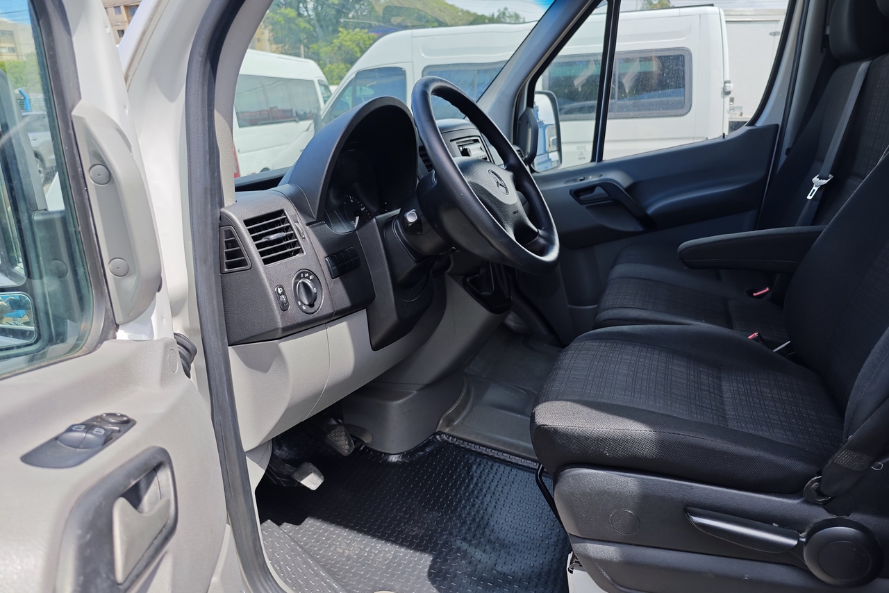 Mercedes Benz Sprinter - 19/19 4