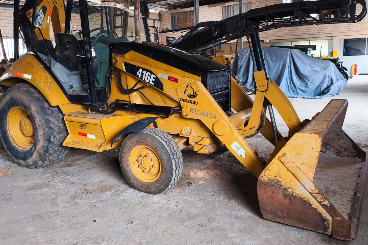 Caterpillar 416E - 12/12 5