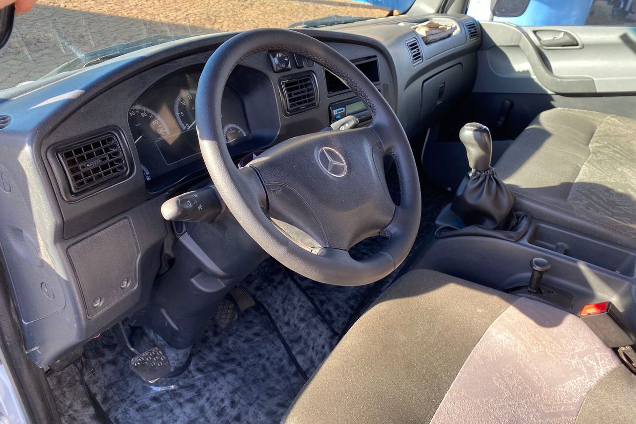Mercedes Benz Accelo 1016 - 15/15 18