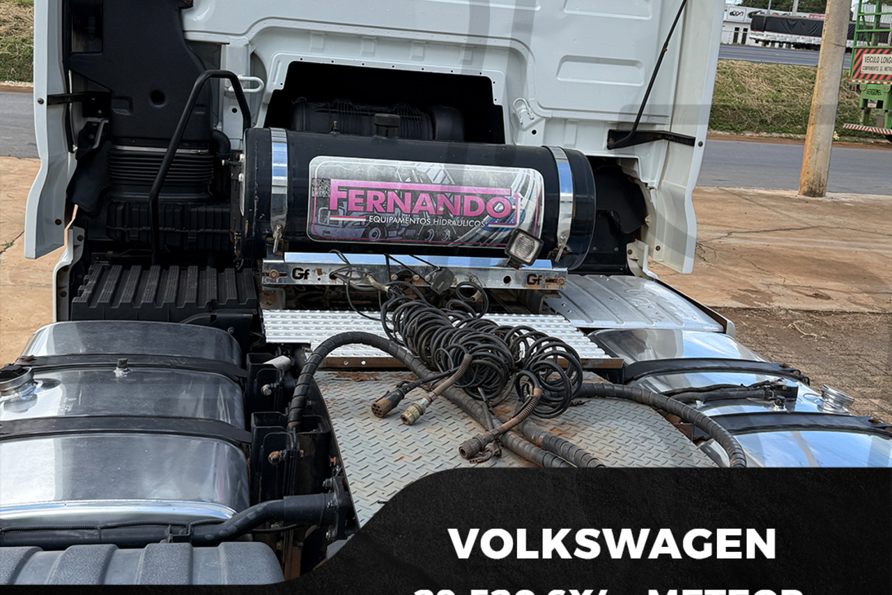 Volkswagen 29-520 6x4 Meteor - 22/23 16