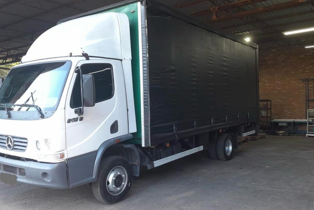 Mercedes Benz Accelo 915 - 11/11 2