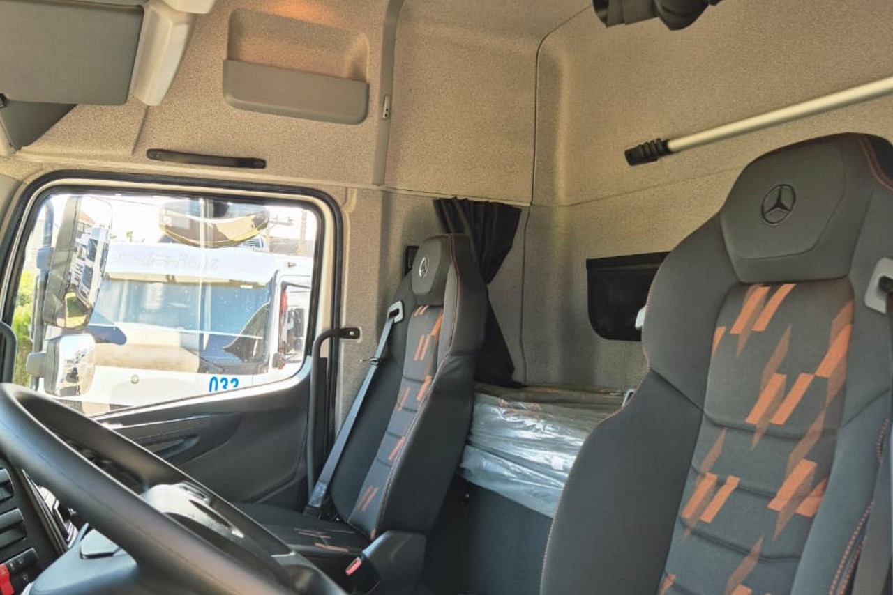 Mercedes Benz Actros 2546 - 25/25 11