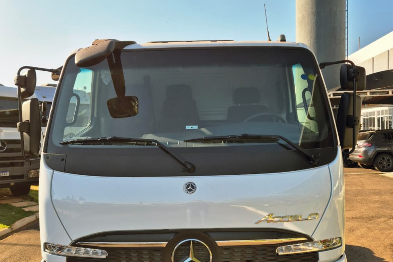 Mercedes Benz MB 1117 - 25/26 2