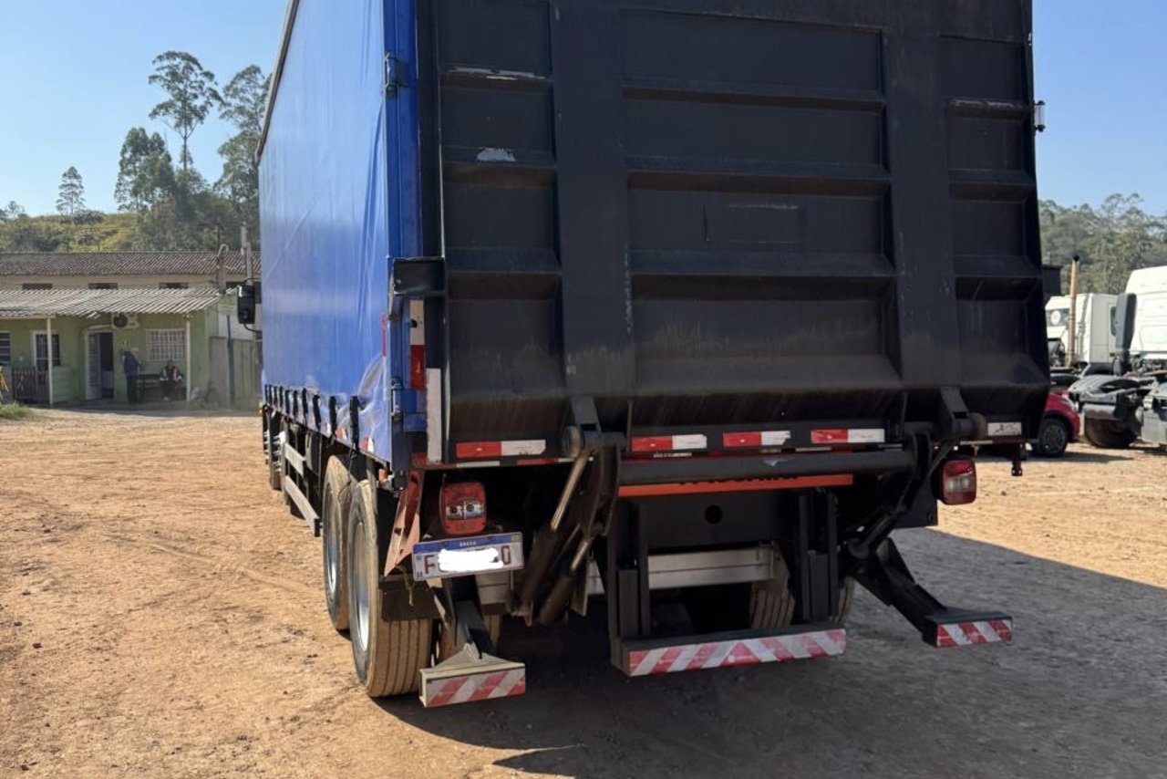 Volkswagen 24-280 E Constellation 8x2 - 13/14 4