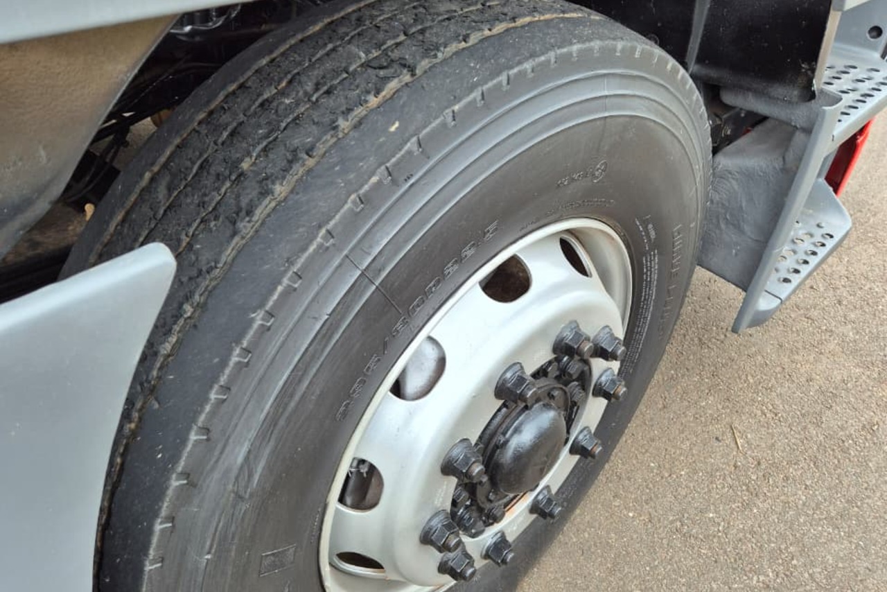 Mercedes Benz Axor 2644 - 08/08 6