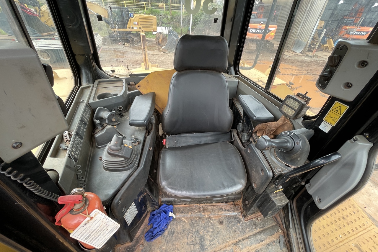 Caterpillar D8T - 21/21 5