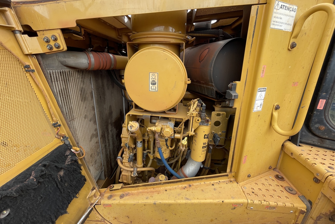 Caterpillar D8T - 21/21 9
