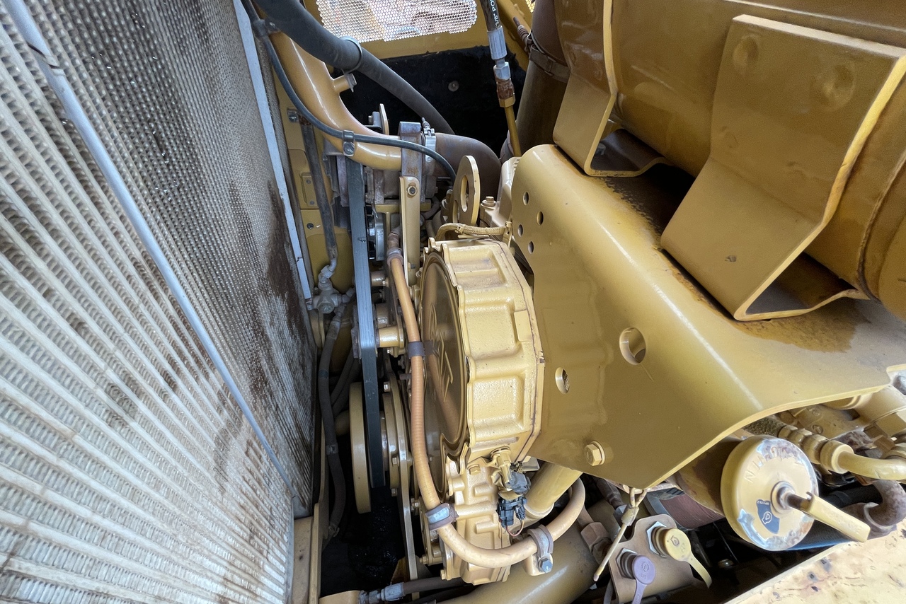 Caterpillar D8T - 21/21 10