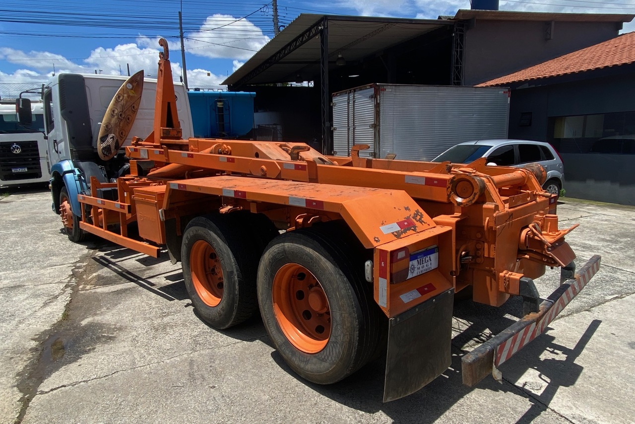 Volkswagen 24-280 E Constellation 6x2 - 14/14 12