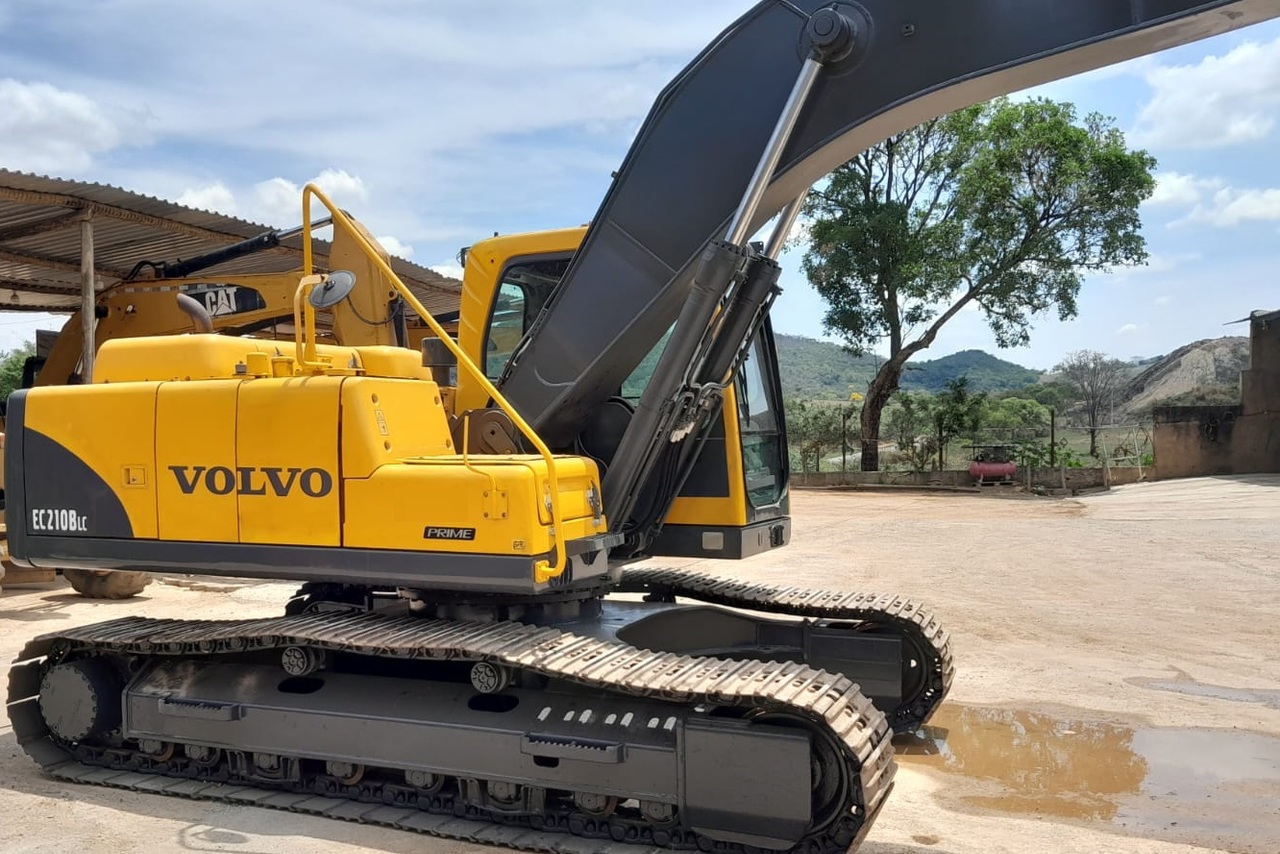 Volvo EC210BLC - 10/10 13