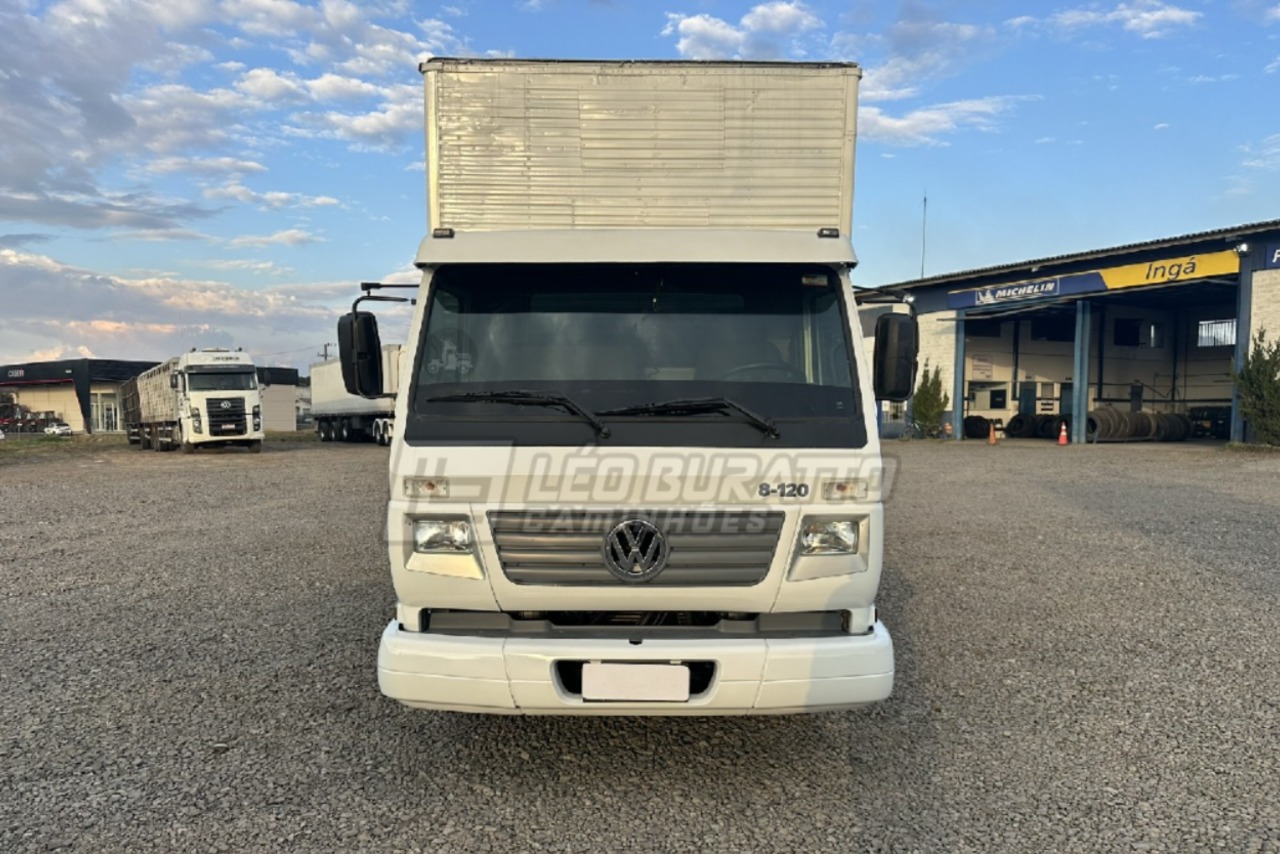 Volkswagen 8 120 - 09/09 2