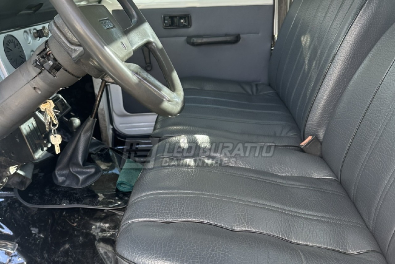 Toyota Bandeirantes - 94/94 4