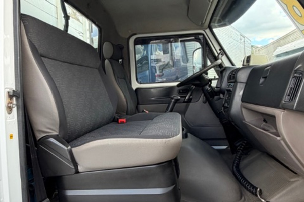 Volkswagen 10-160 E Delivery - 17/18 14