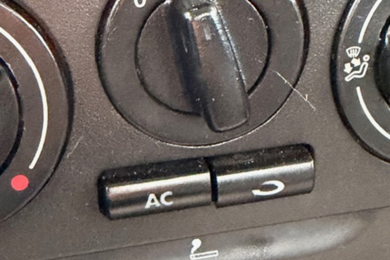 Volkswagen 10-160 E Delivery - 17/18 19