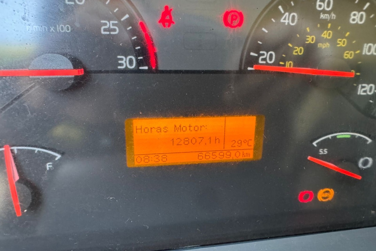 Volvo VM330 - 22/22 11