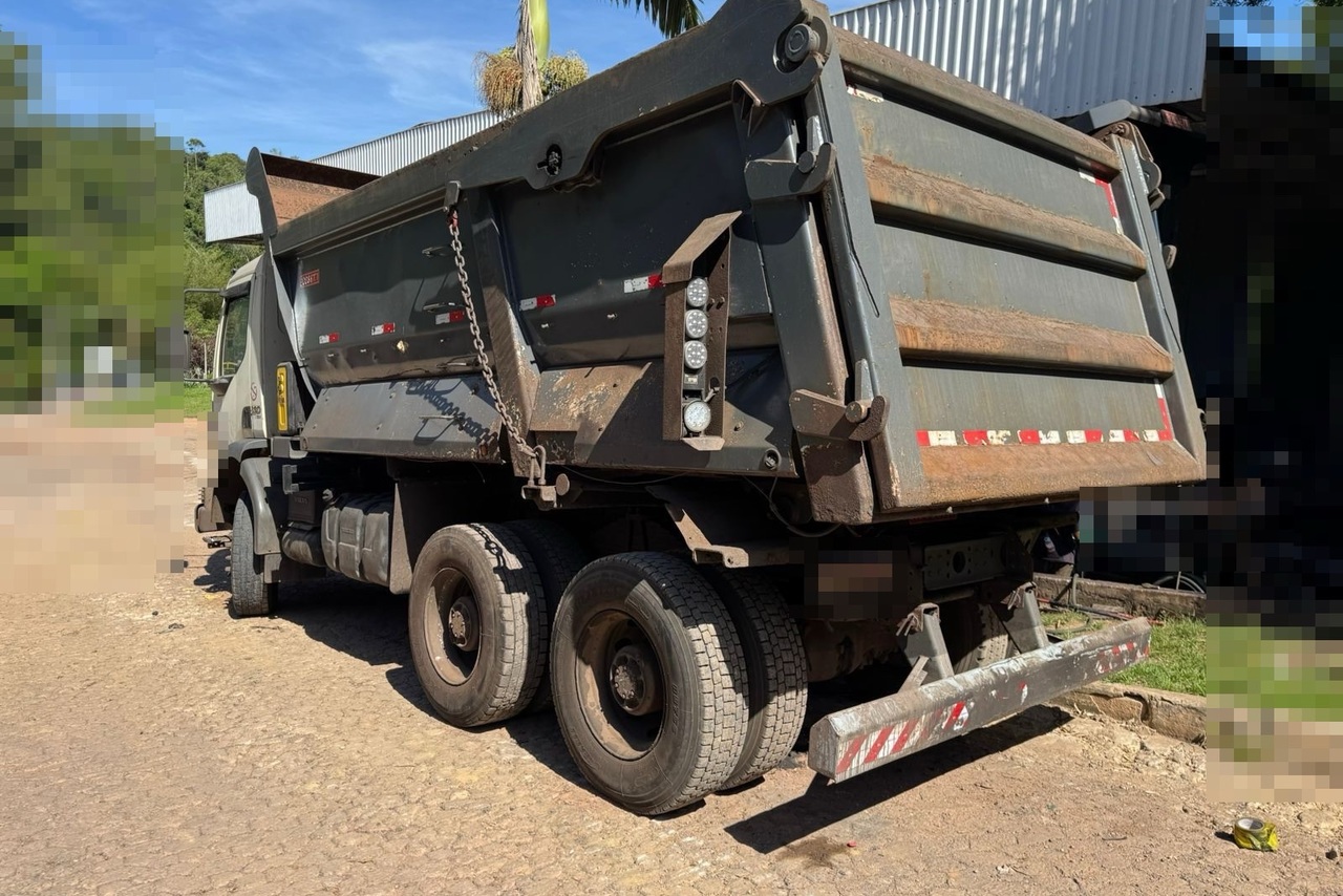 Volvo VM330 - 22/2 6
