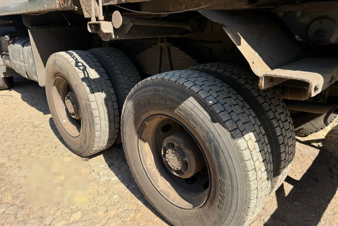 Volvo VM330 - 22/2 8