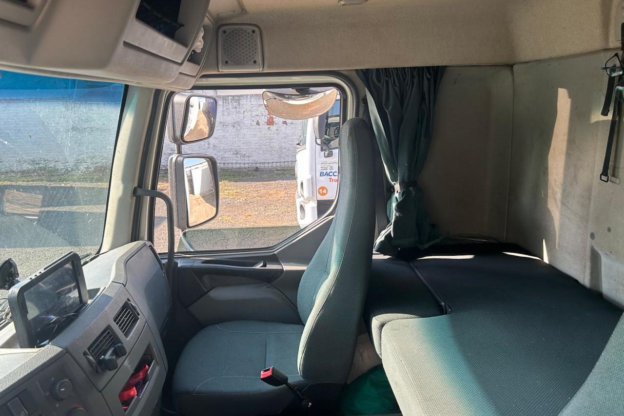 Volvo VM 270 - 22/22 6