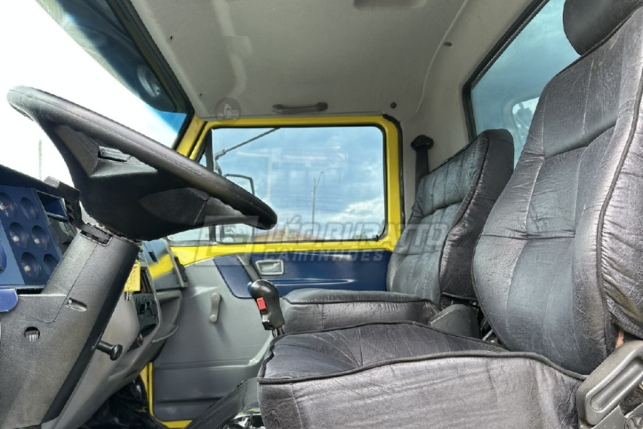 Volkswagen VW 17180 - 12/12 2