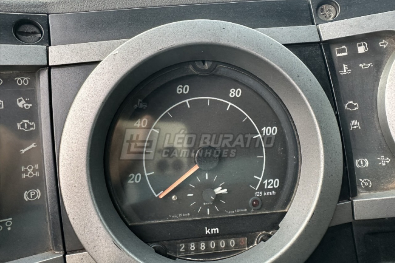 Ford Cargo1317 - 06/06 5
