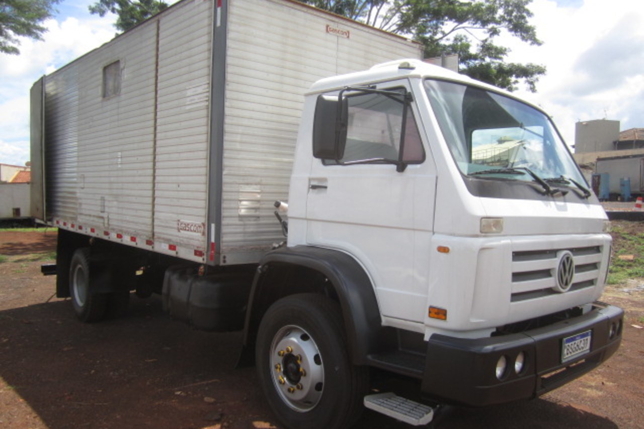 Volkswagen 13-180 - 06/06 3