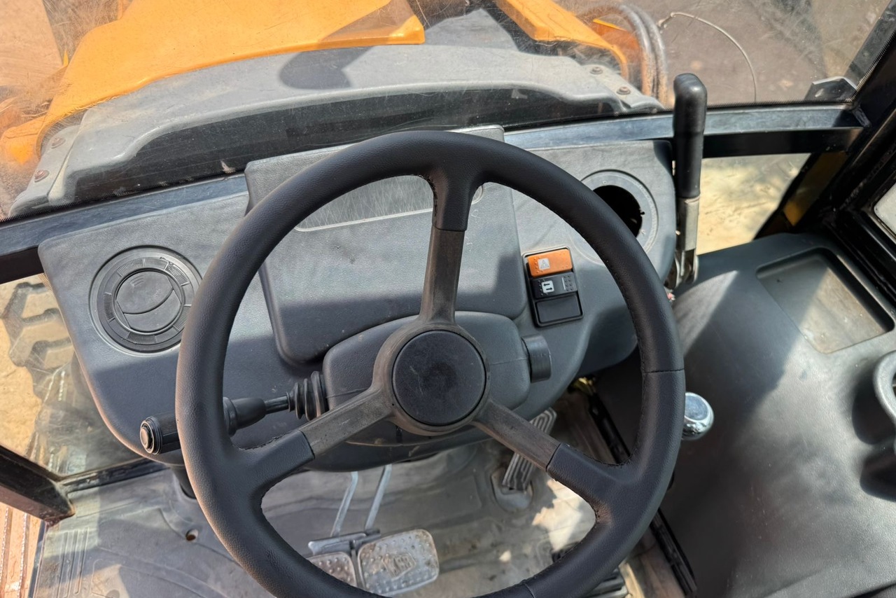JCB 3C - 10/10 6