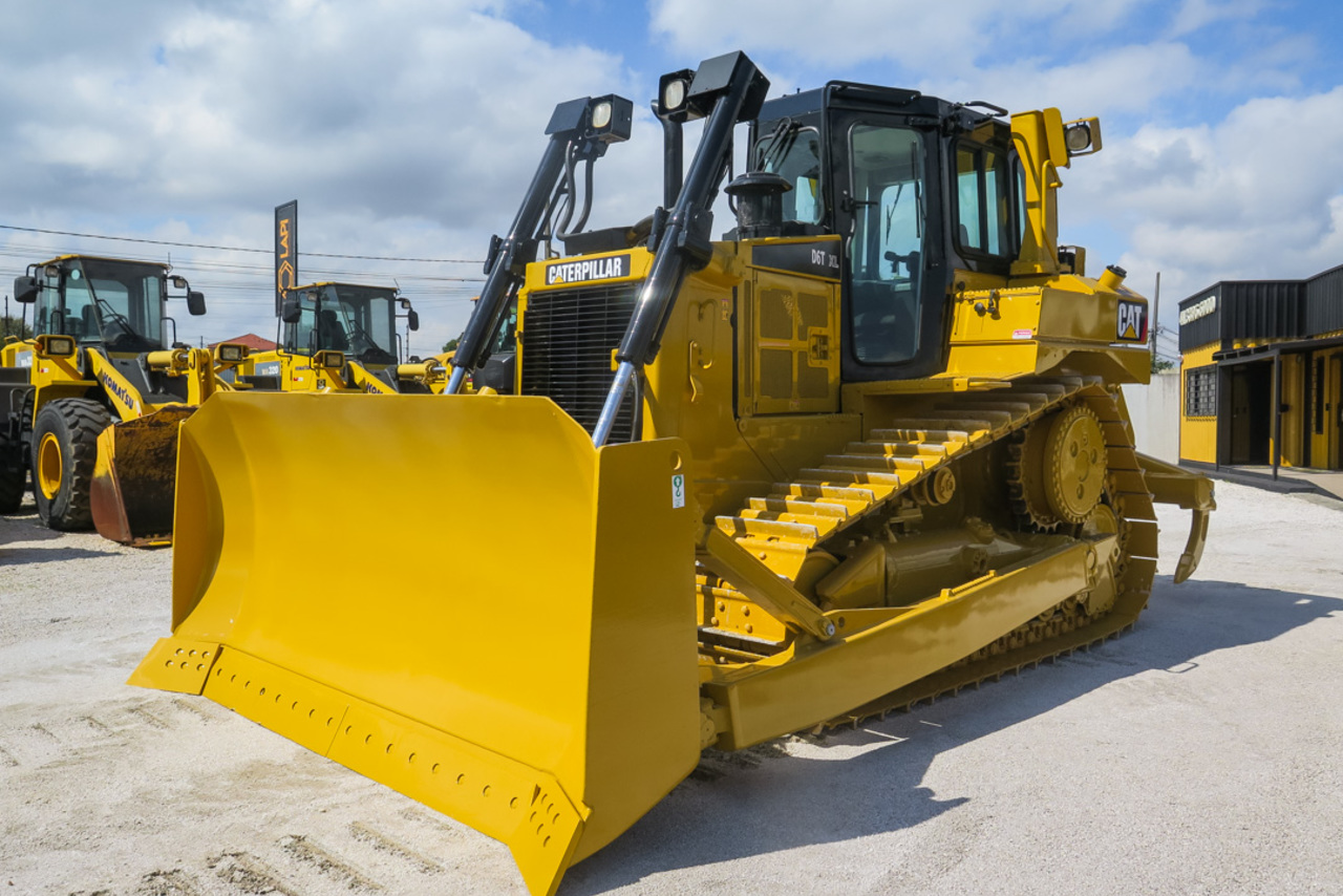 Caterpillar D6T XL - 12/12 4