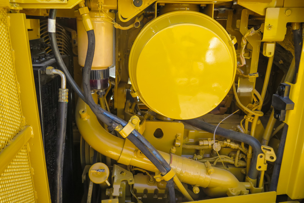 Caterpillar D6T XL - 12/12 7