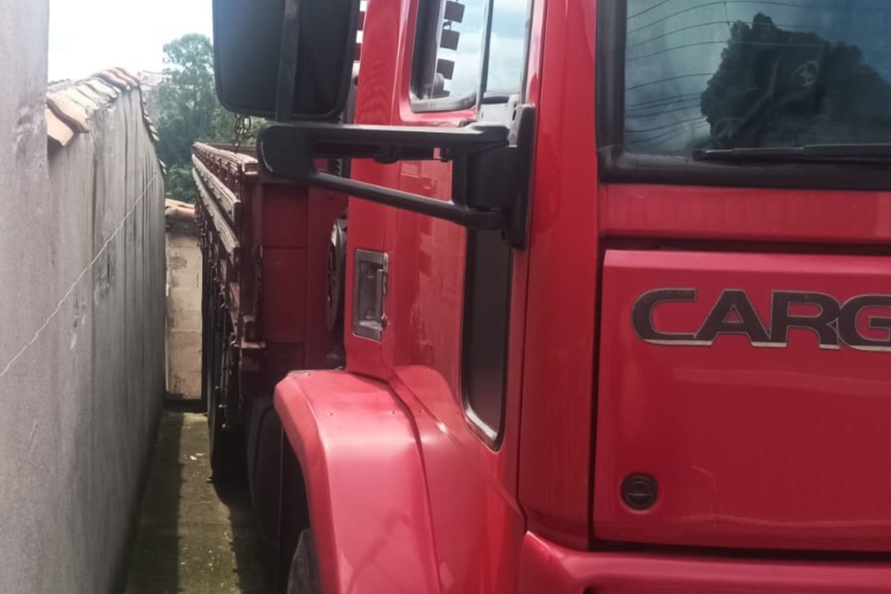Ford Cargo2422 - 10/11 4