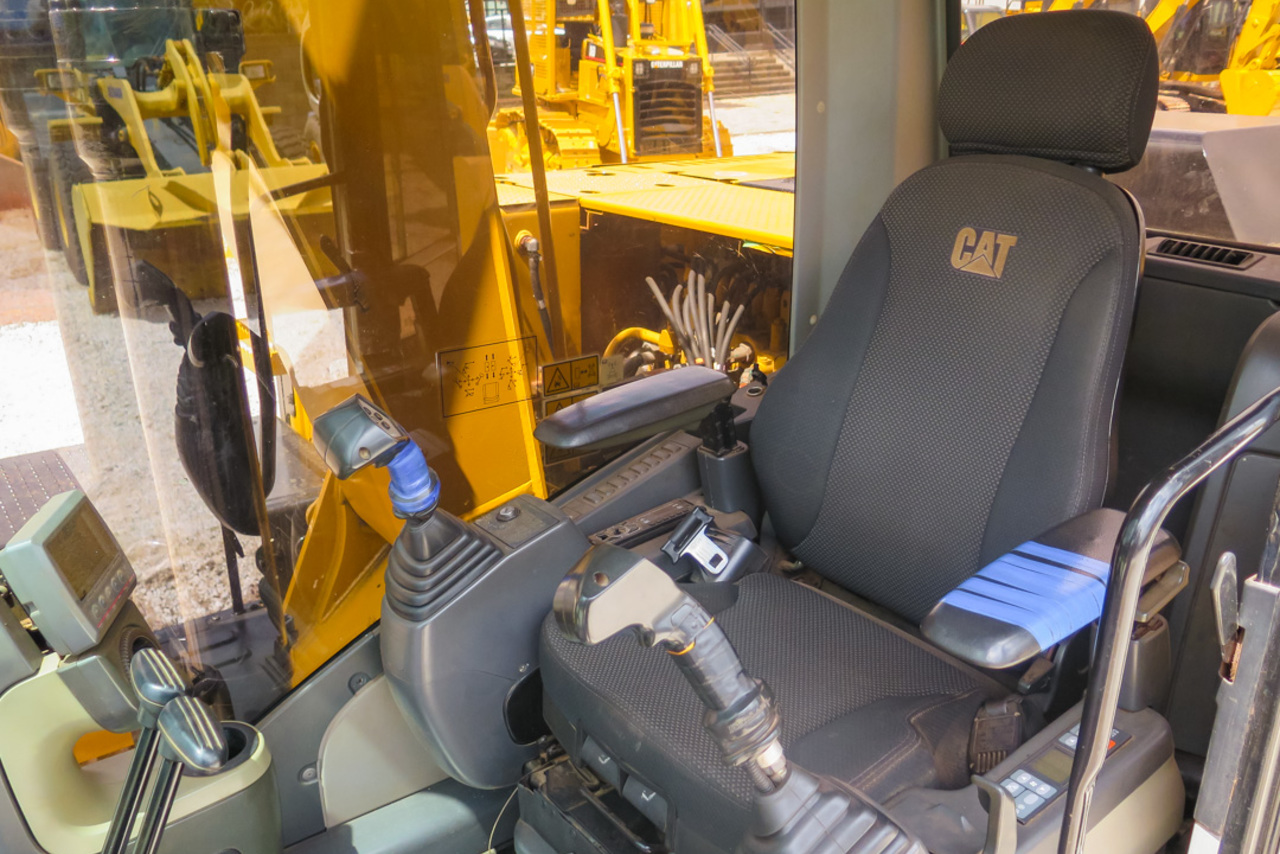 Caterpillar 313D2GC - 18/18 8